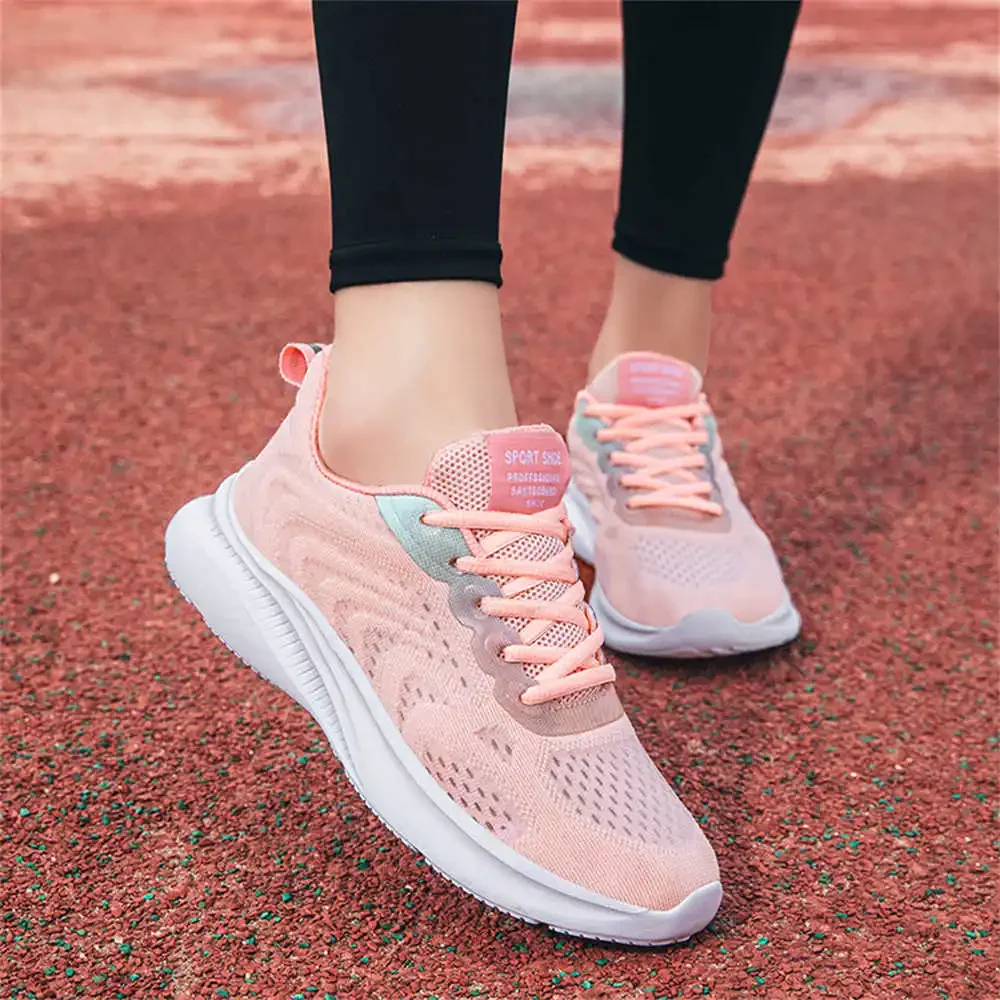 Women’s Athletic Shoes Clearance of Score Big Savings插图1