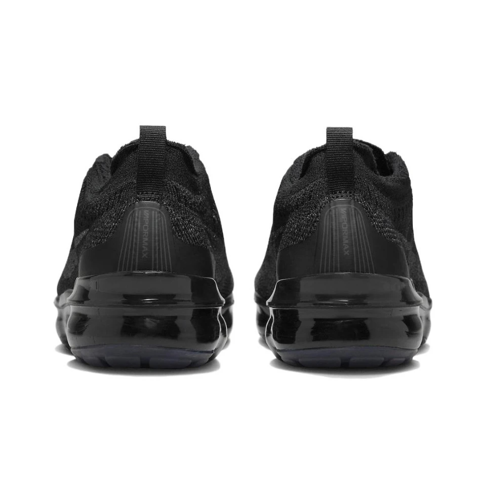The Ultimate Guide to Men’s Black Nike Shoes插图3