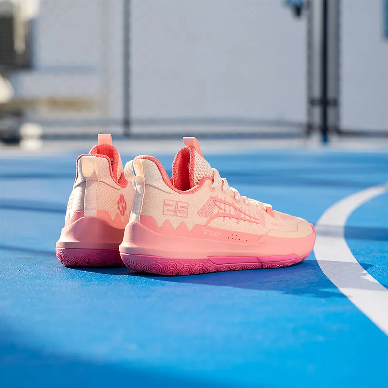 The Allure of Pink Basketball Shoes插图2