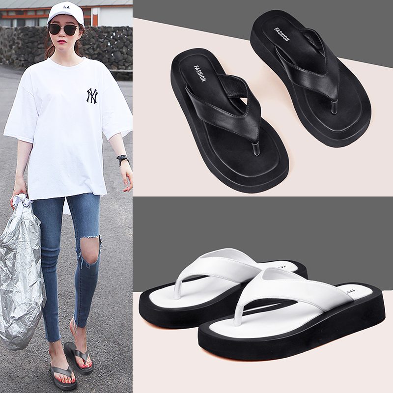 Discovering the Enduring Appeal of Leather Slippers for Women插图4