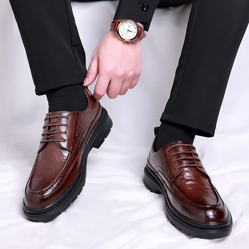 Timeless Sophistication: Men’s Brown Casual Shoes插图3