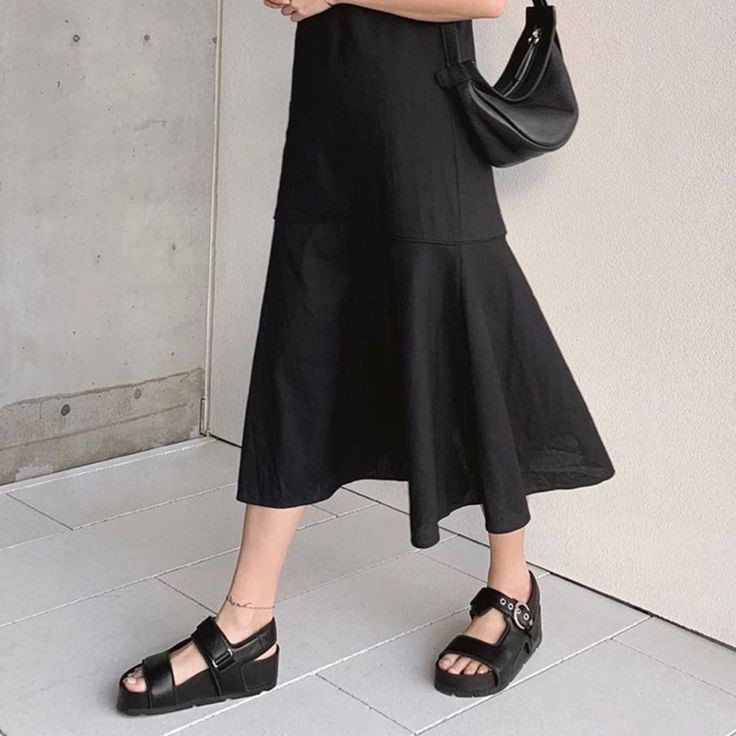 chunky sandal