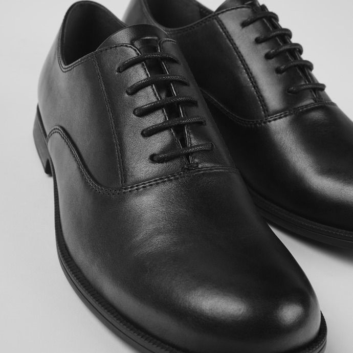 are leather shoes waterproof