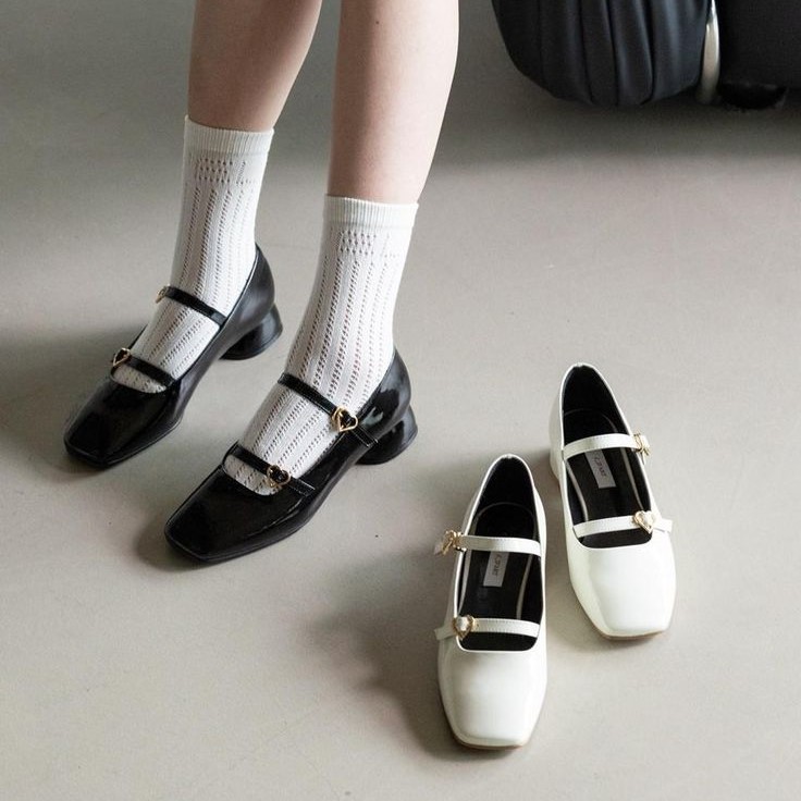 white mary jane shoes