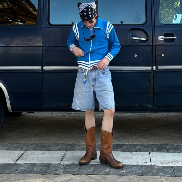 casual mens cowboy boots outfit