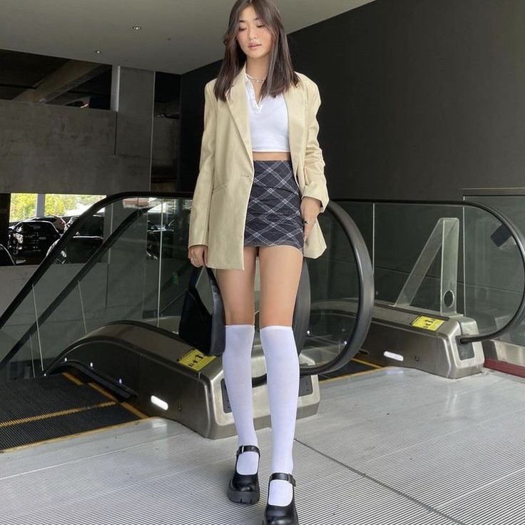 aesthetic outfits with mary jane shoes