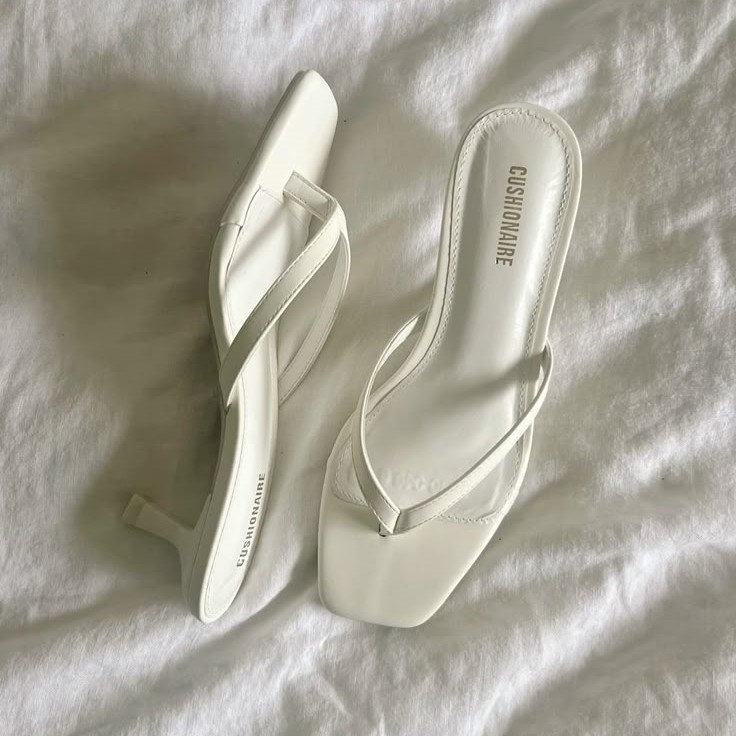 kitten heel sandals