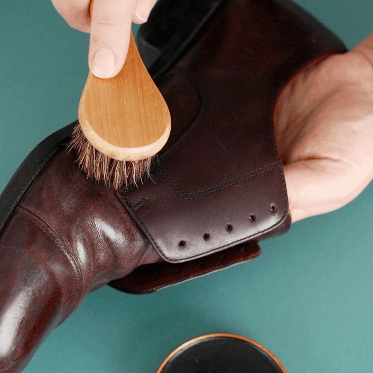 how to clean dress shoes