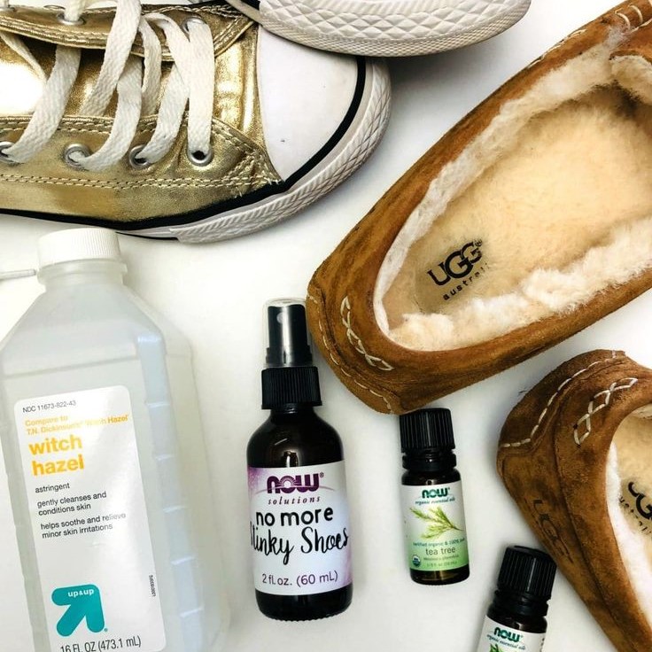 how to fix stinky shoes