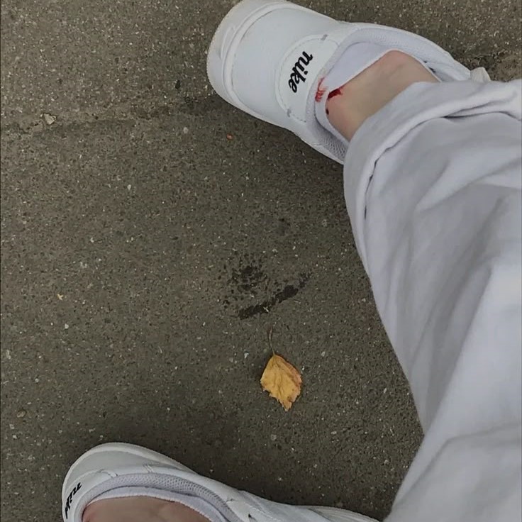 how to get blood out of shoes
