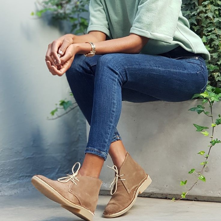 chukka boots outfit