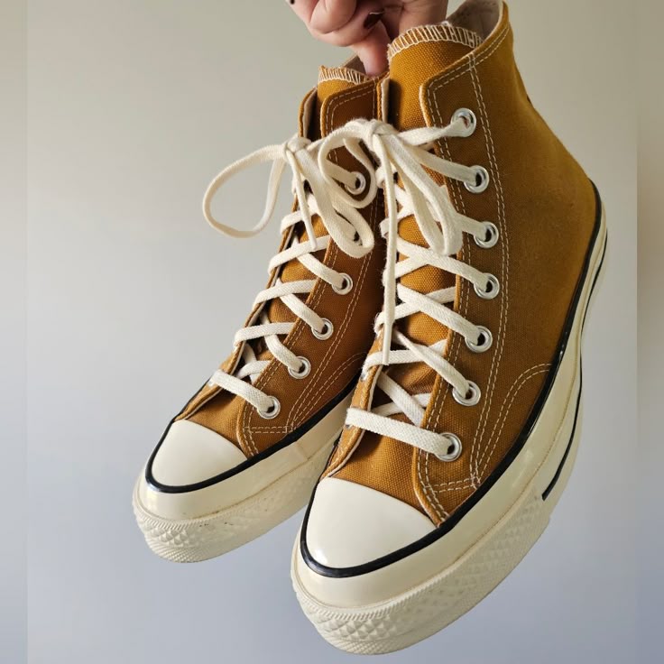 ladder lace shoes
