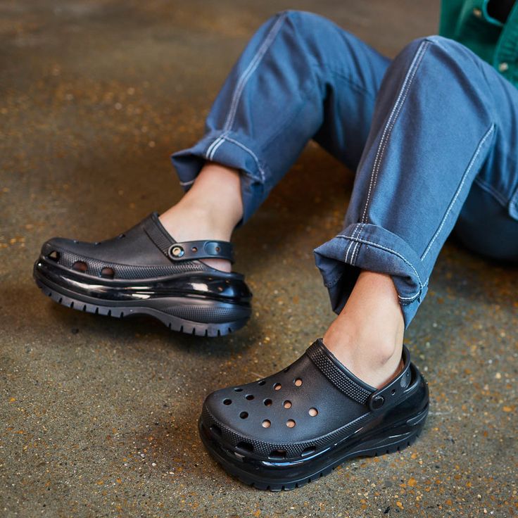 crocs shoes for men