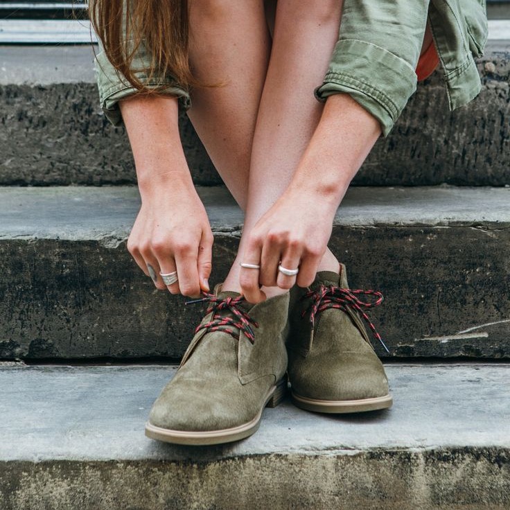 chukka boots outfit