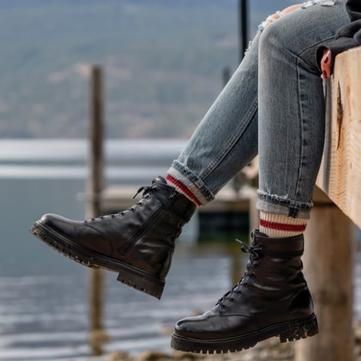 casual combat boots outfit