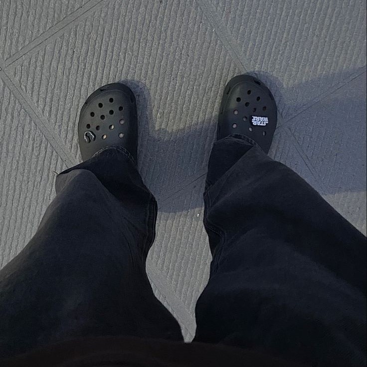 crocs shoes for men
