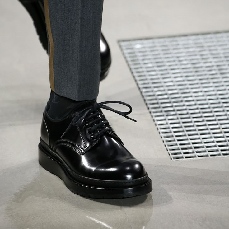 how much height do shoes add