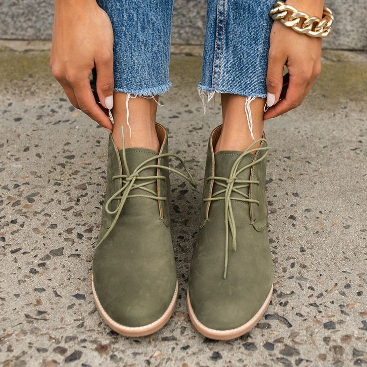 chukka boots outfit