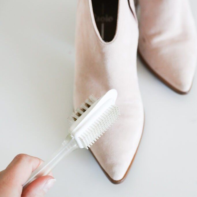 how to clean velvet shoes