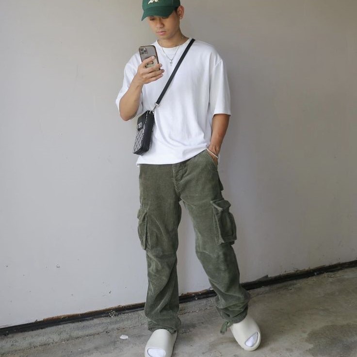 what shoes to wear with cargo pants
