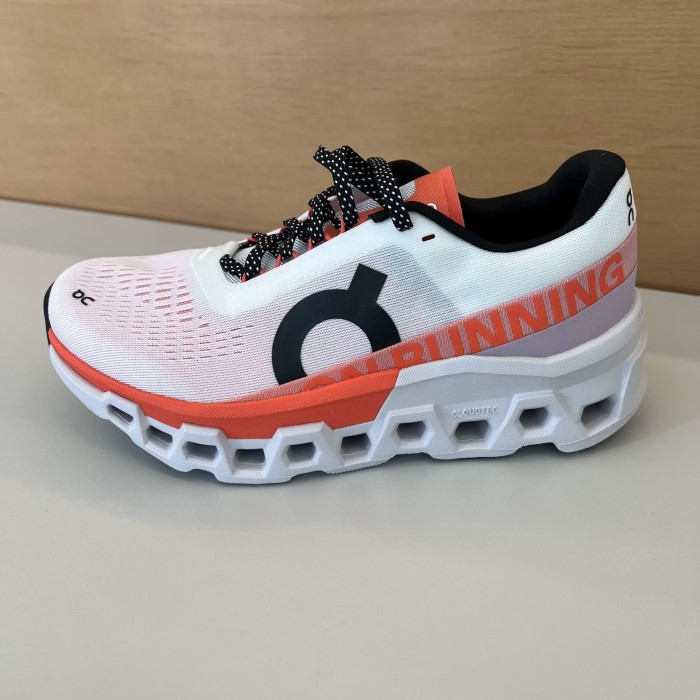 running shoes with wide toe box