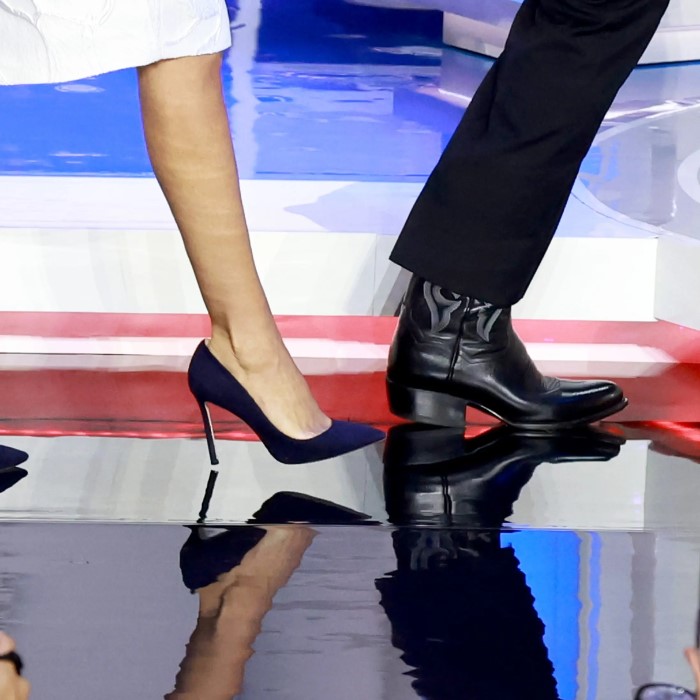 does trump wear lifts in his shoes