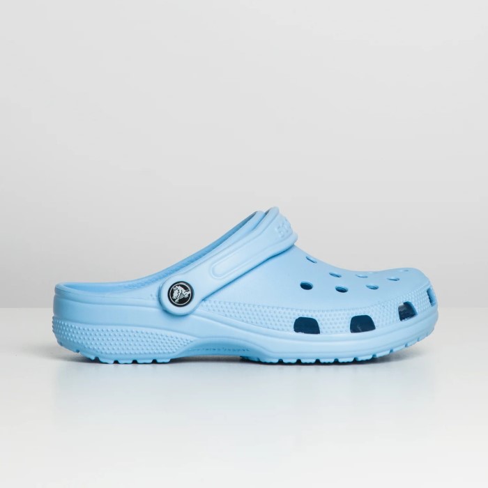 crocs shoes for women