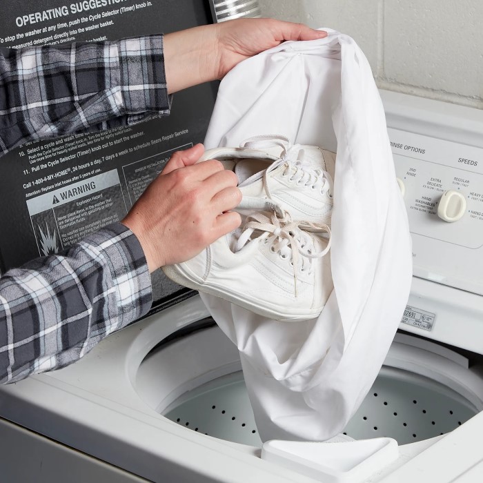 can you wash shoes with clothes