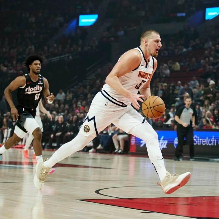 what shoes does jokic wear