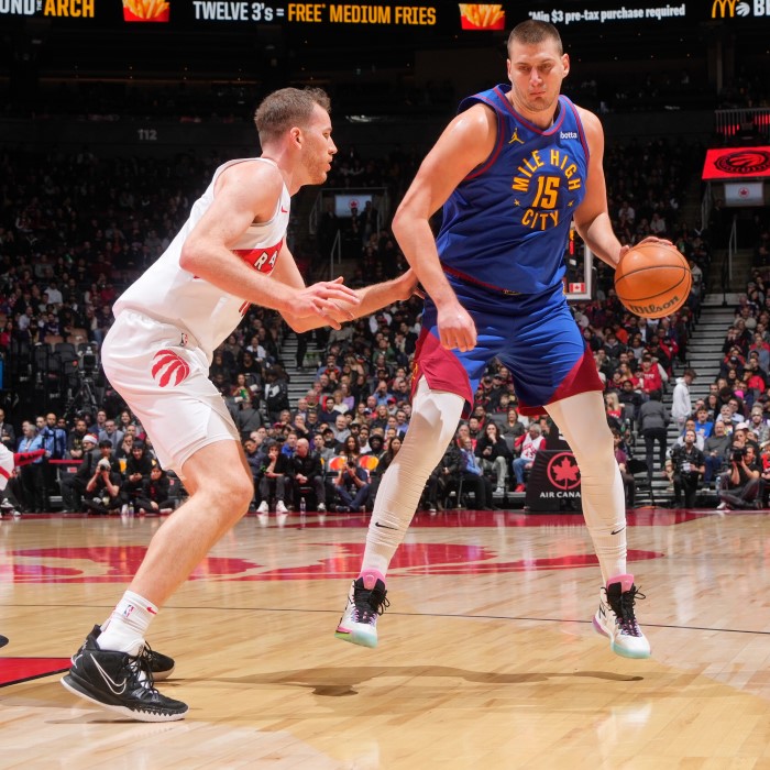 what shoes does jokic wear