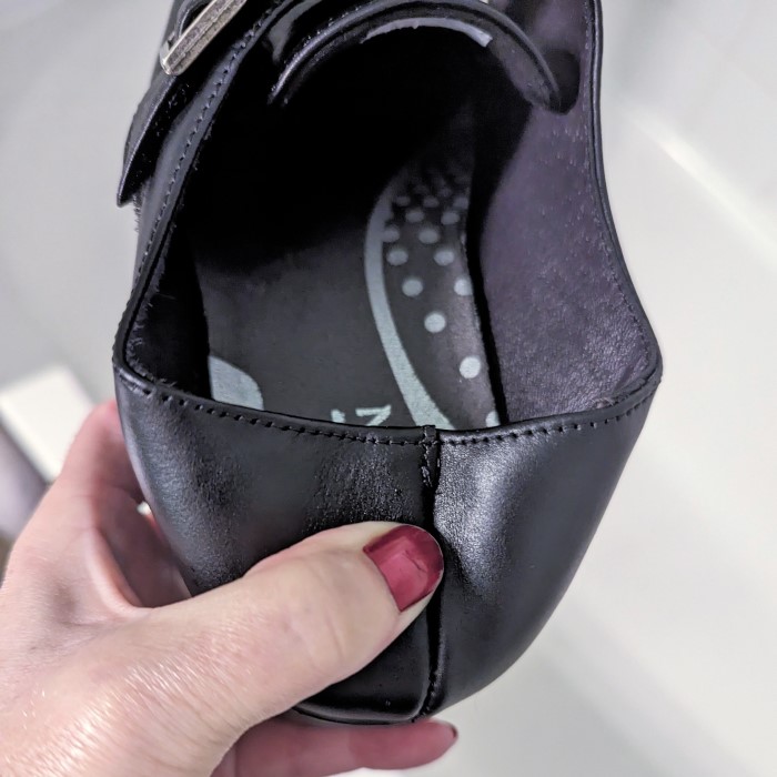 can you stretch leather shoes