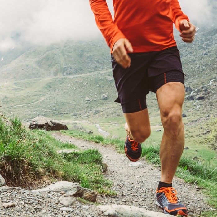 mens trail running shoes