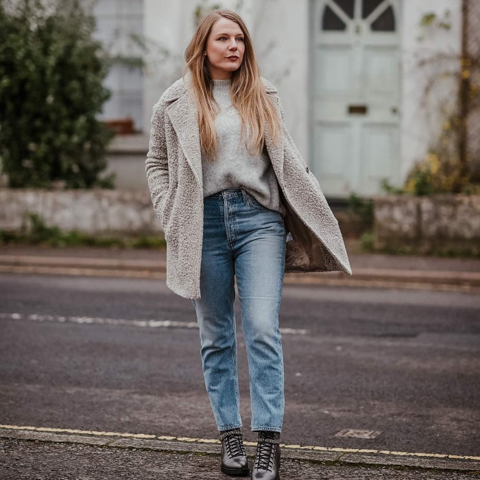 jeans and boots outfit