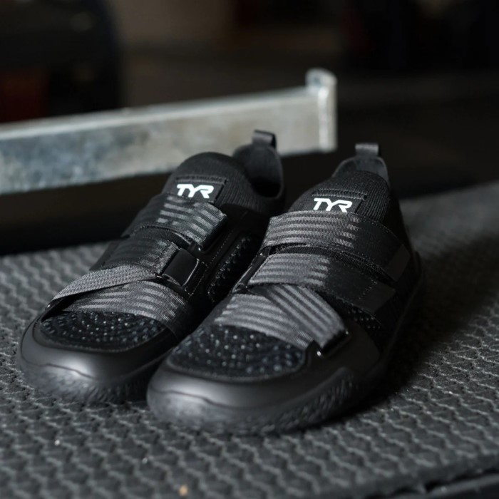 tyr barefoot shoes