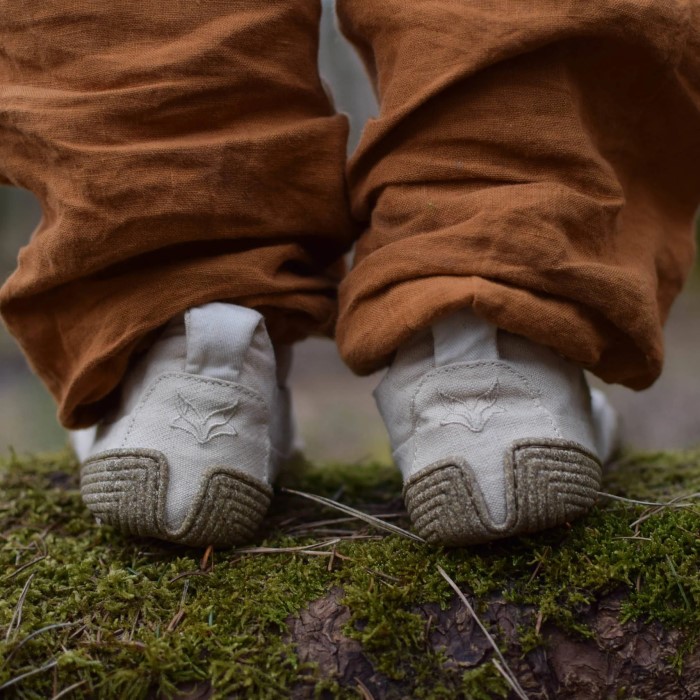 hike barefoot shoes