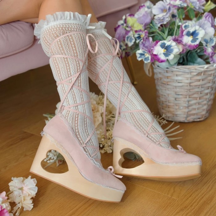 lace platform shoes