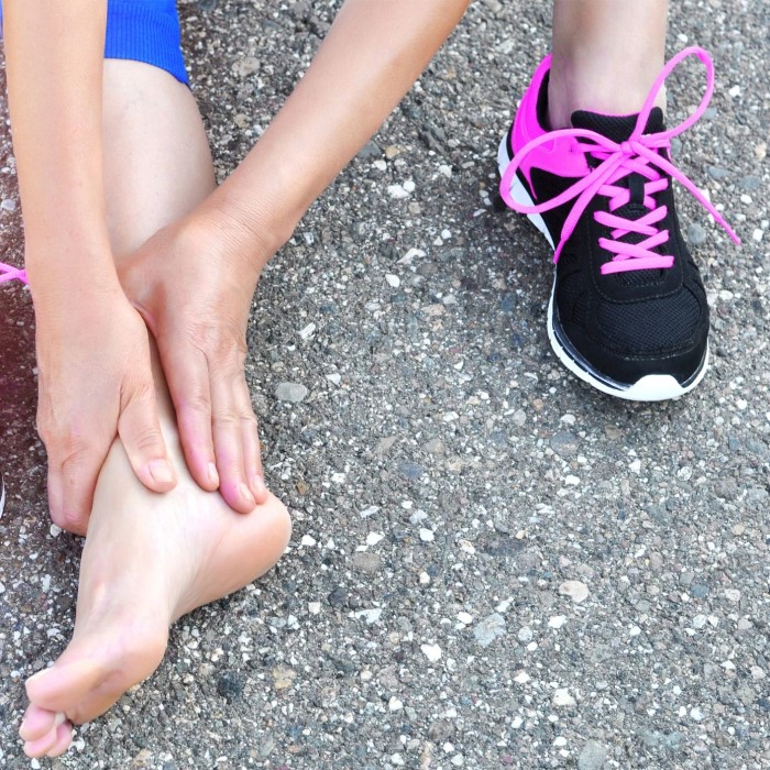 plantar fasciitis footwear