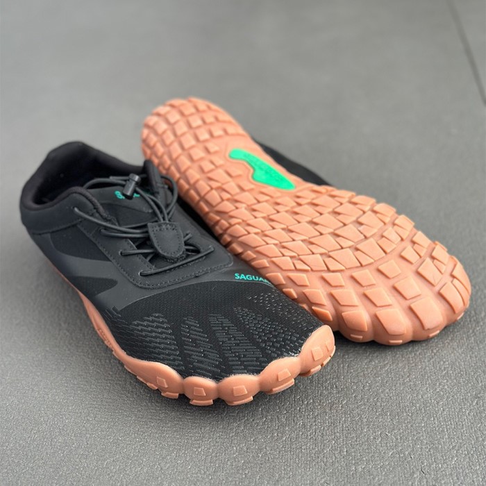 barefoot non slip shoes
