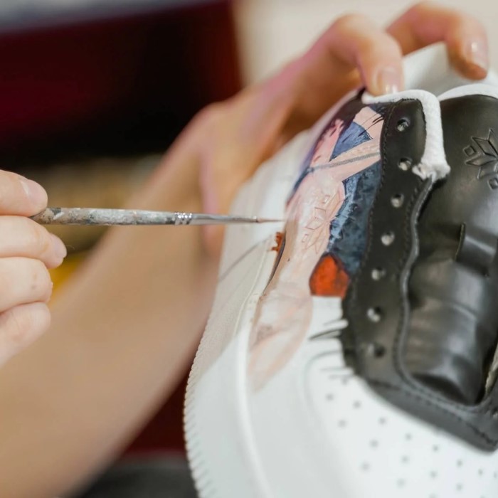 what paint to use on shoes