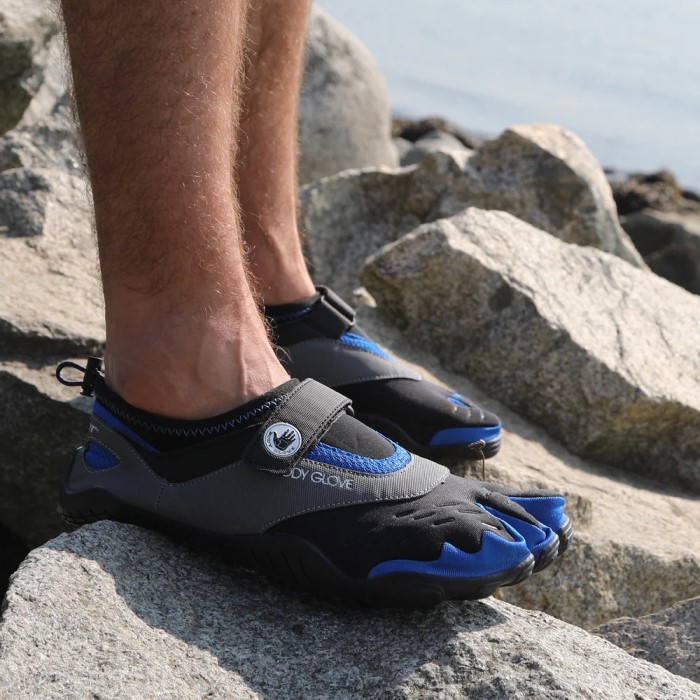 barefoot beach shoes