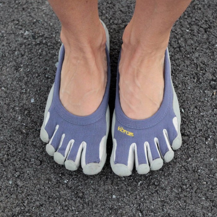 barefoot running shoes