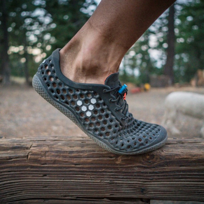 barefoot beach shoes